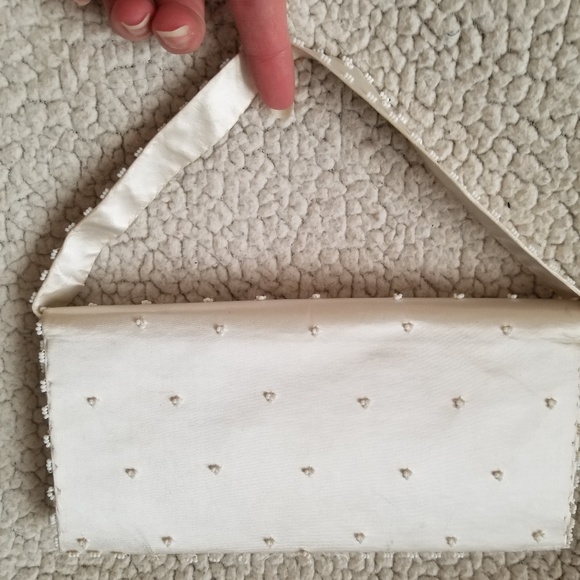 Beautiful Girls' Ivory Beaded Clutch Purse - Picture 2 of 7